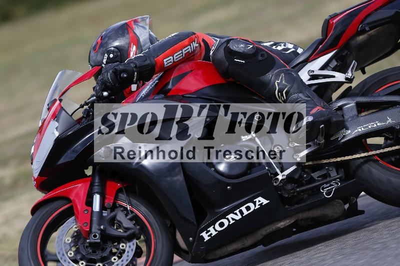 Archiv-2025/32 07.07.2025 Plüss Moto Sport ADR/Freies Fahren/44